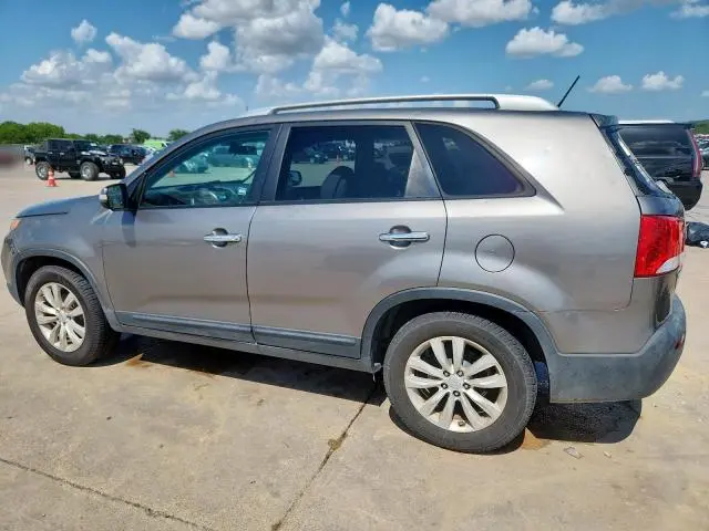 2011 KIA SORENTO BASE  