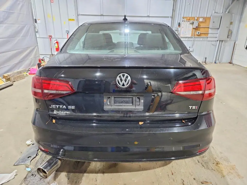 2018 VOLKSWAGEN JETTA SPORT  