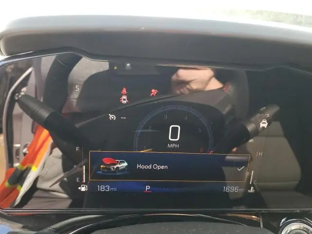 2025 CHEVROLET TRAX 2RS  