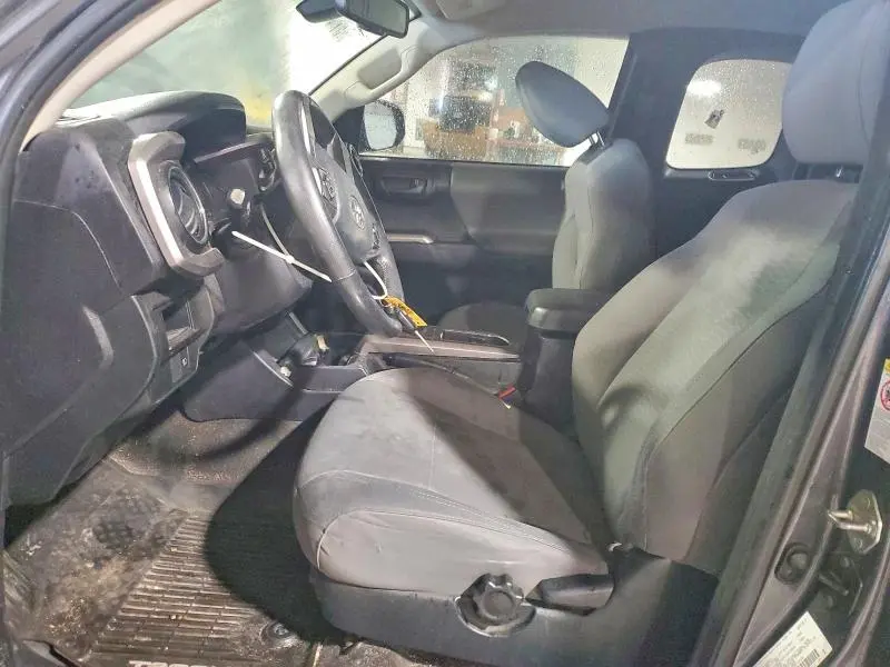 2019 TOYOTA TACOMA SR5 V6  