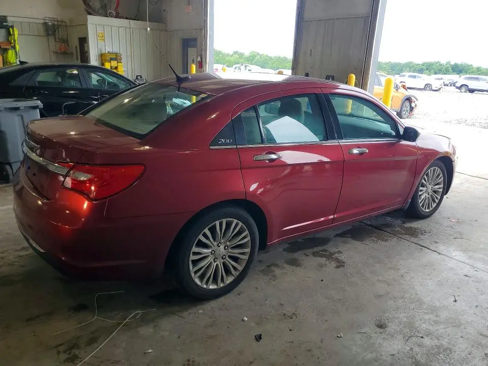 2011 CHRYSLER 200 LIMITED  