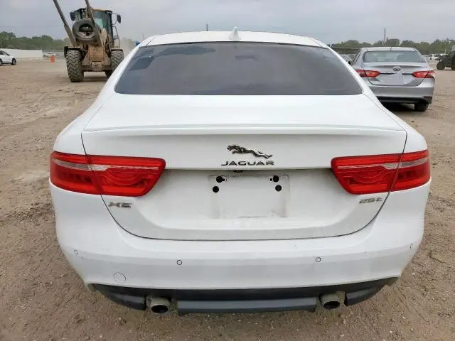 2019 JAGUAR XE R - SPORT  