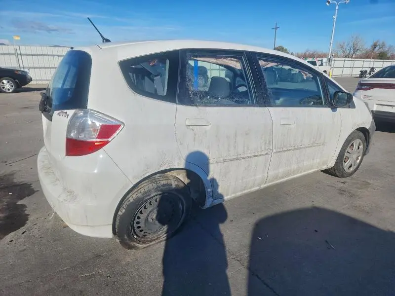 2011 HONDA FIT   
