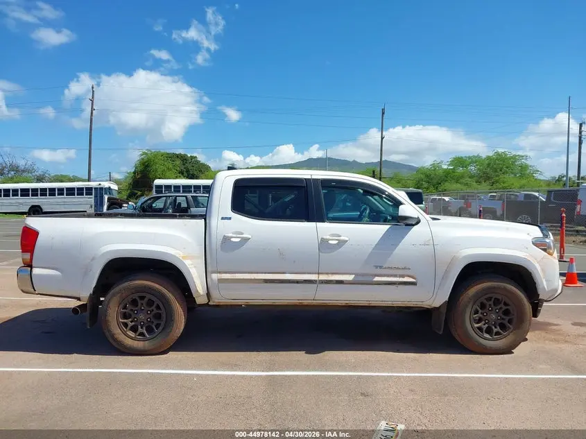 2017 TOYOTA TACOMA SR5 V6