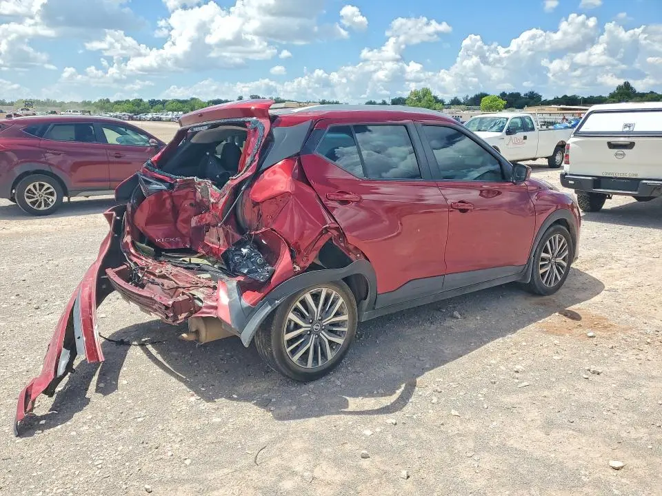 2021 NISSAN KICKS   