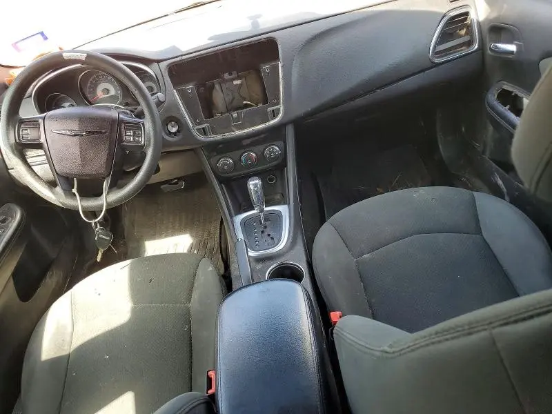 2012 CHRYSLER 200 LX  
