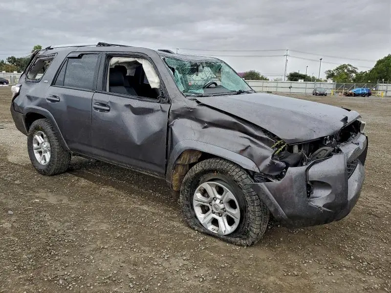 2019 TOYOTA 4RUNNER SR5/SR5 PREMIUM  