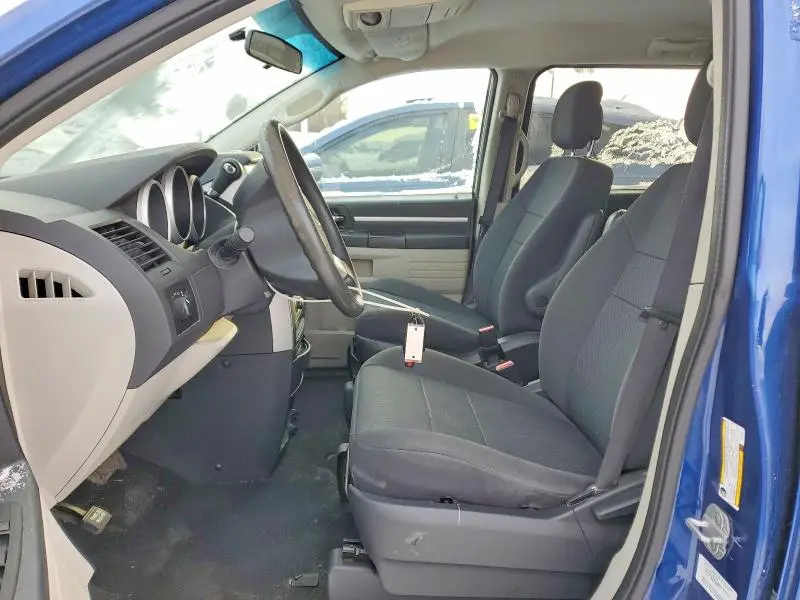 2010 DODGE GRAND CARAVAN SE  