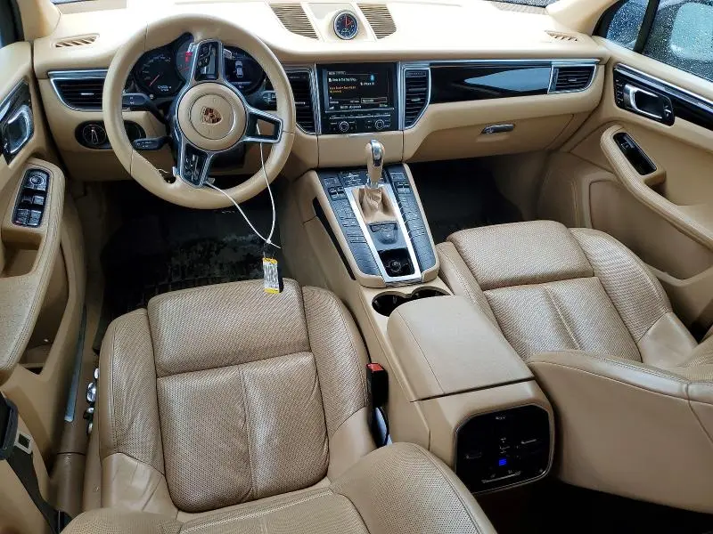 2016 PORSCHE MACAN S  
