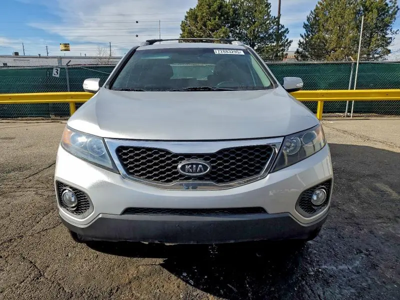 2012 KIA SORENTO BASE  