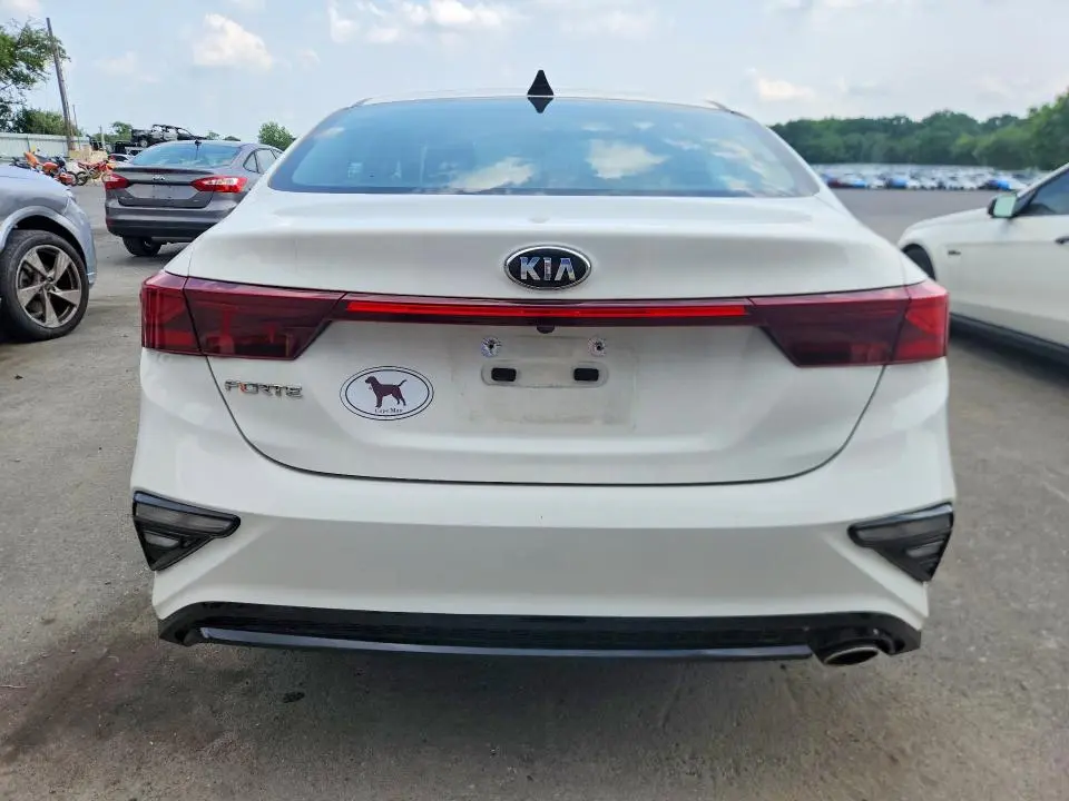 2020 KIA FORTE LXS  
