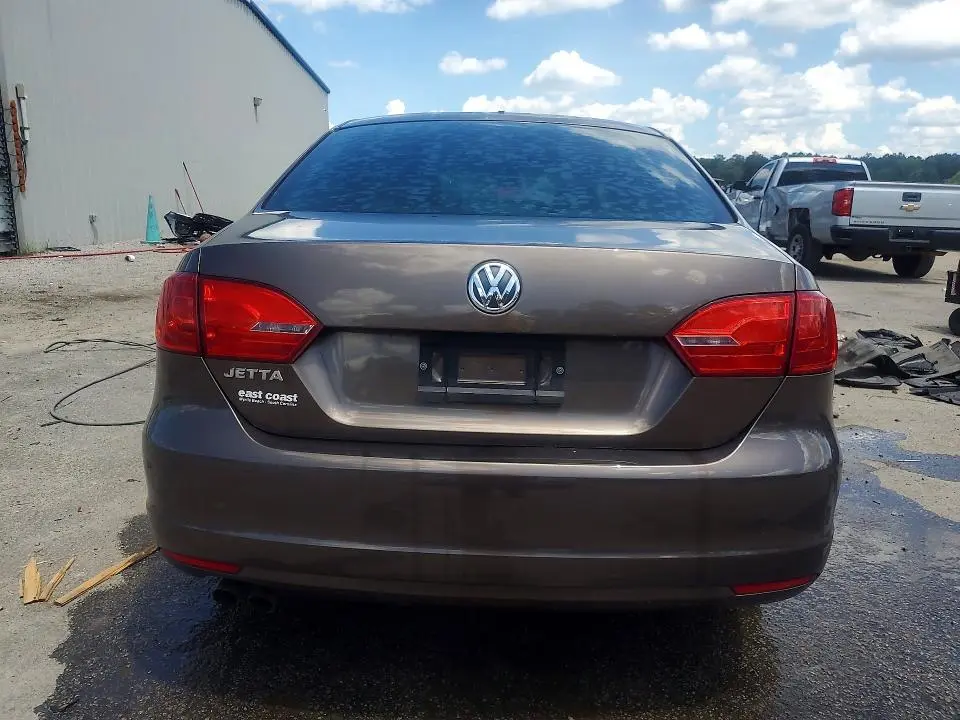 2014 VOLKSWAGEN JETTA BASE  