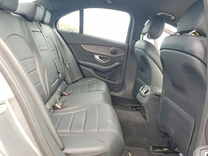 2016 MERCEDES-BENZ C 300  