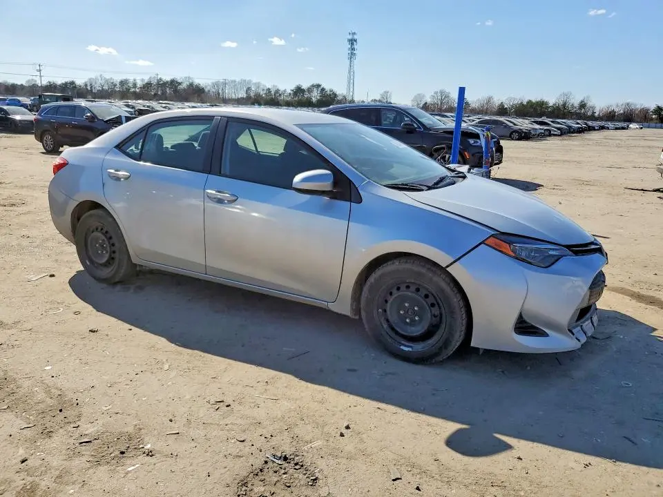 2019 TOYOTA COROLLA LE  
