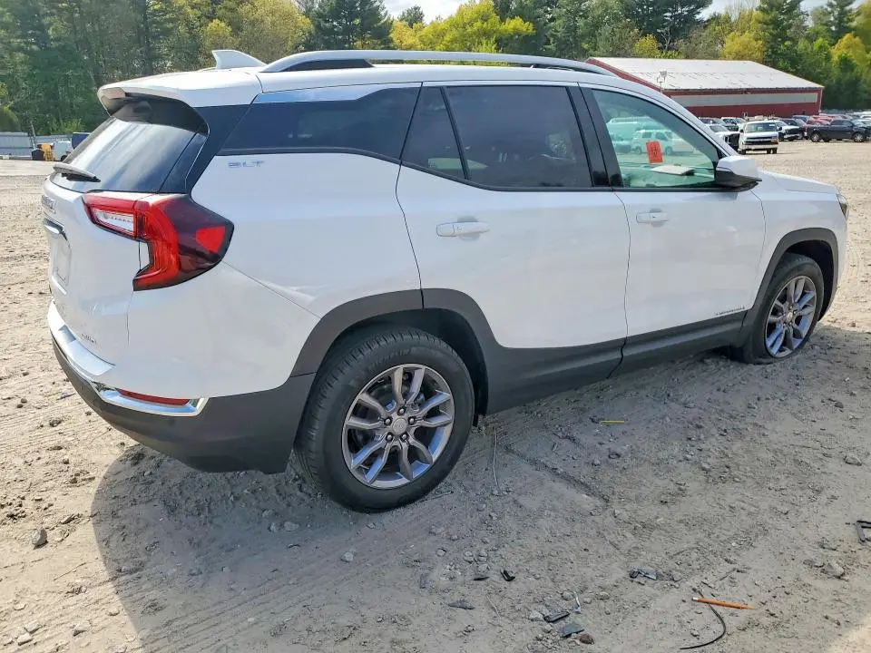 2022 GMC TERRAIN SLT  