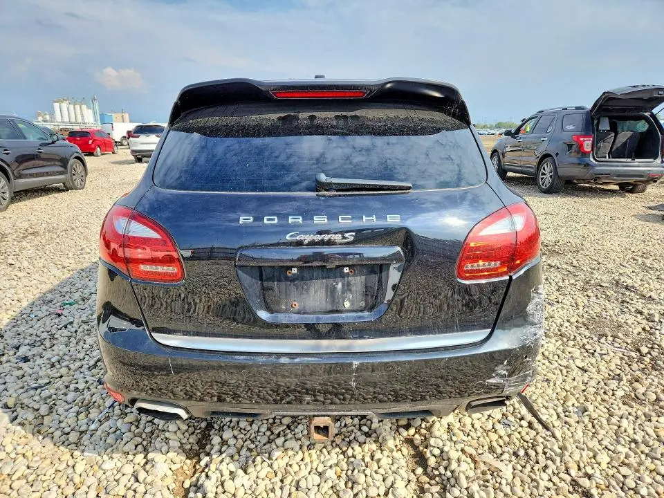 2013 PORSCHE CAYENNE S  
