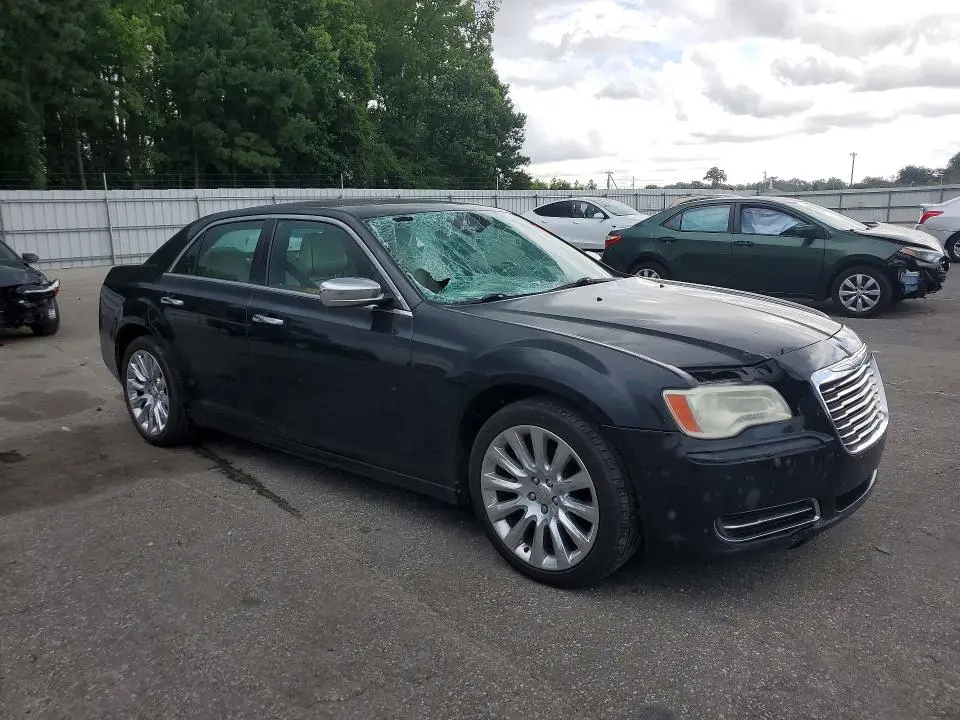 2014 CHRYSLER 300   