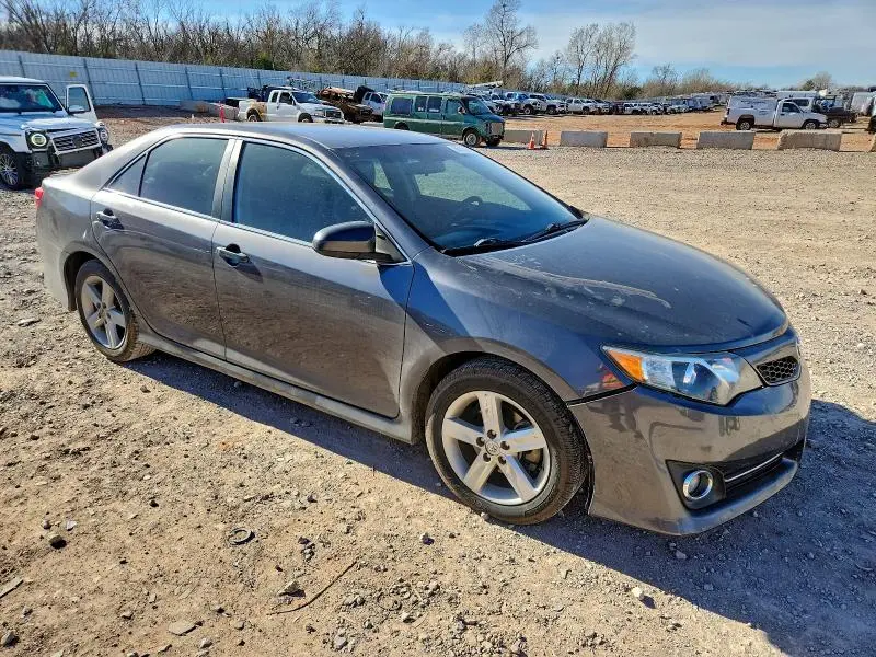 2014 TOYOTA CAMRY L  