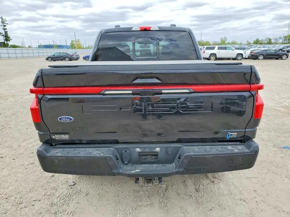 2022 FORD F150 LIGHTNING PRO  