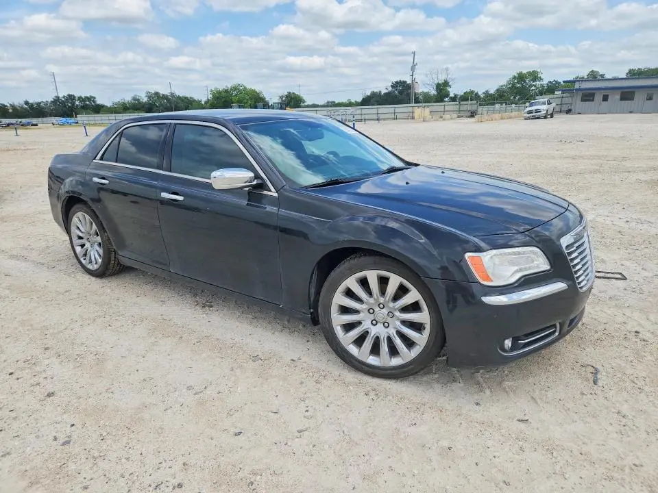 2014 CHRYSLER 300   