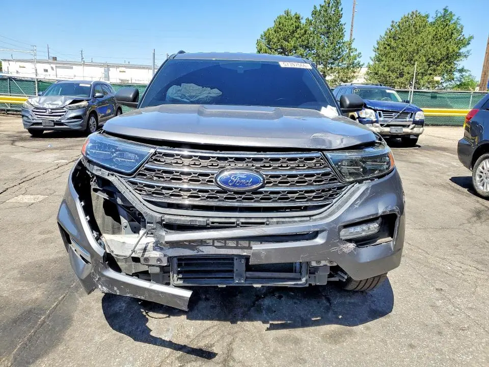2023 FORD EXPLORER XLT  