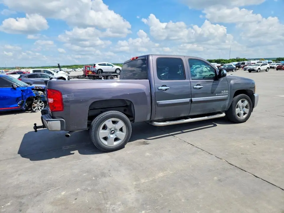 2011 CHEVROLET SILVERADO C1500 LT  