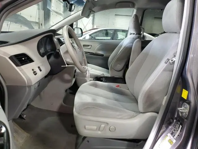 2011 TOYOTA SIENNA LE  