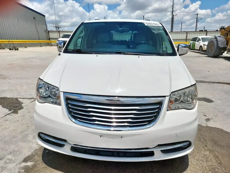 2011 CHRYSLER TOWN & COUNTRY TOURING L  