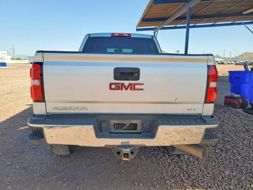 2015 GMC SIERRA K2500 SLT  