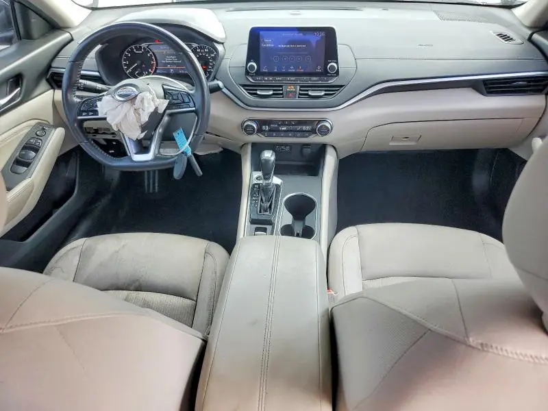 2019 NISSAN ALTIMA SV  