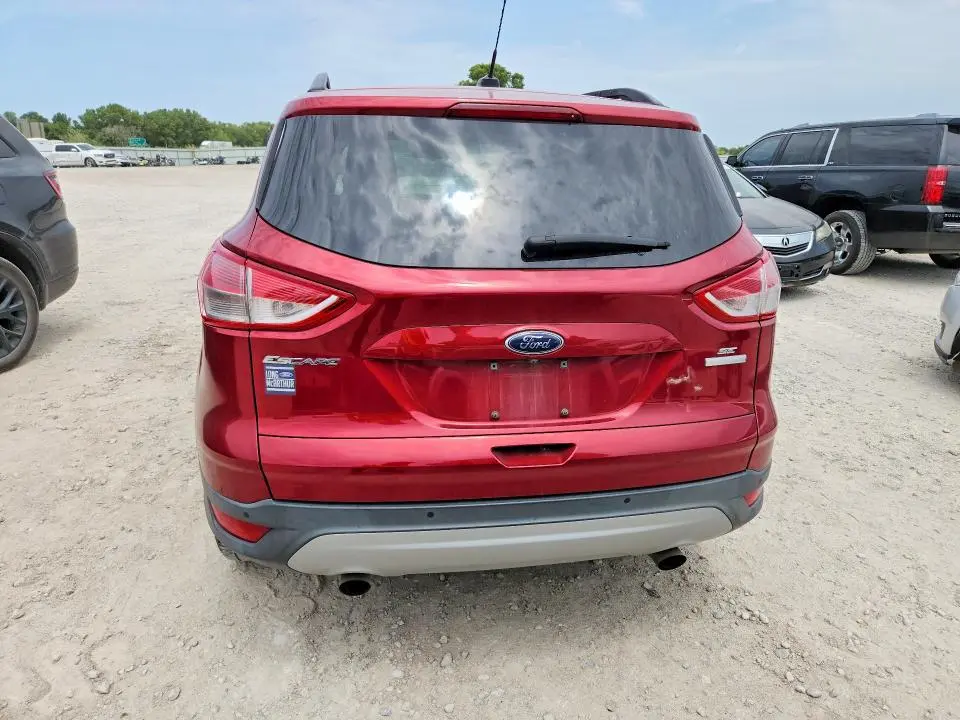 2016 FORD ESCAPE SE  