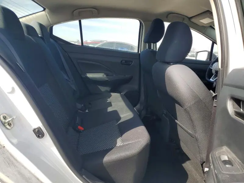 2020 NISSAN VERSA S  