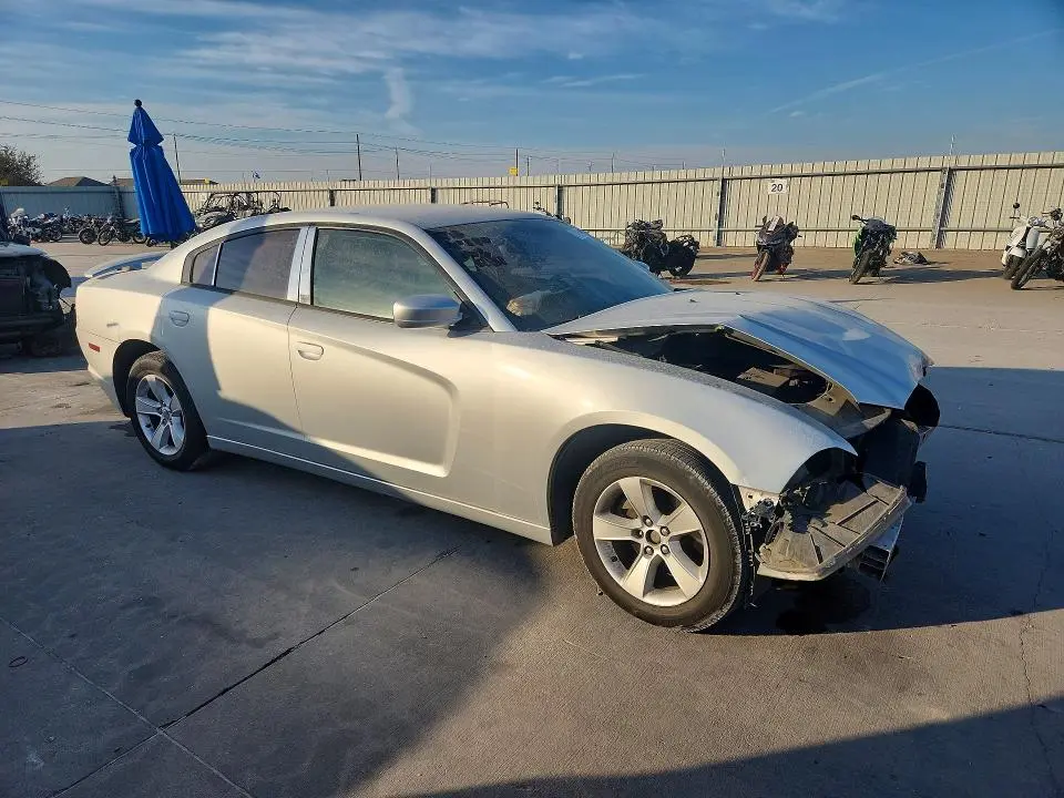 2011 DODGE CHARGER   