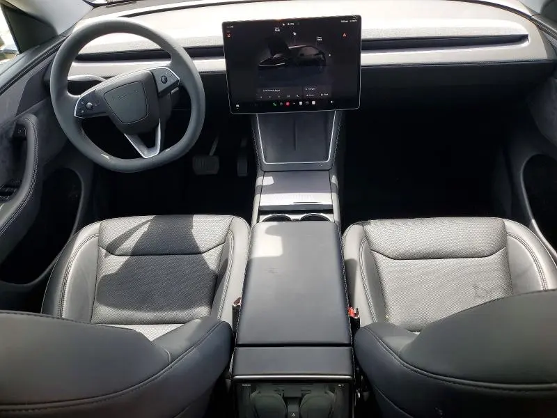 2026 TESLA MODEL Y   