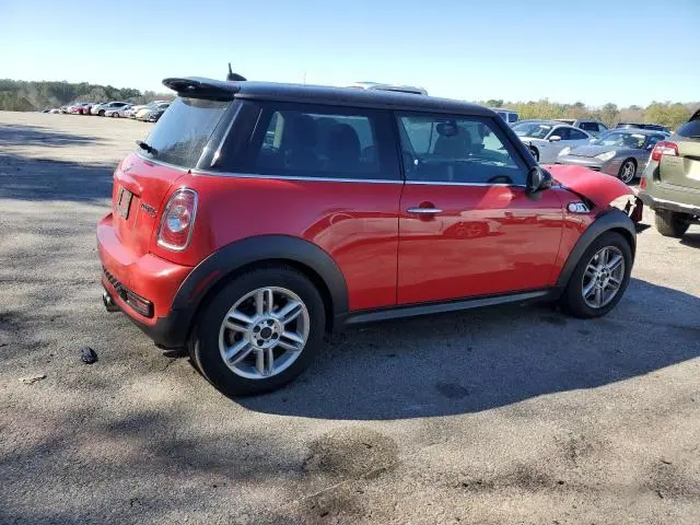 2011 MINI COOPER S