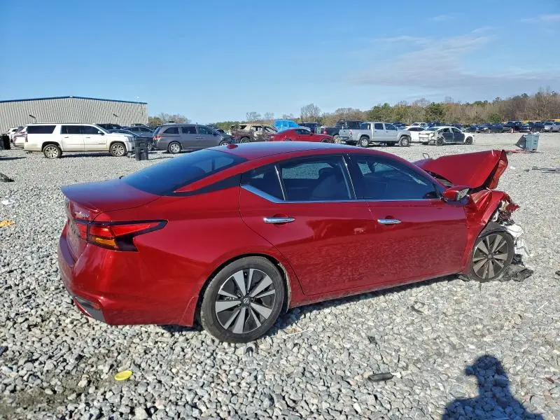 2019 NISSAN ALTIMA SV  