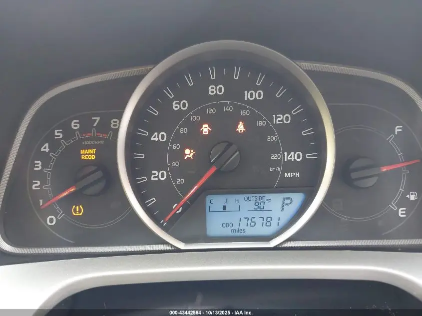 2015 TOYOTA RAV4 XLE