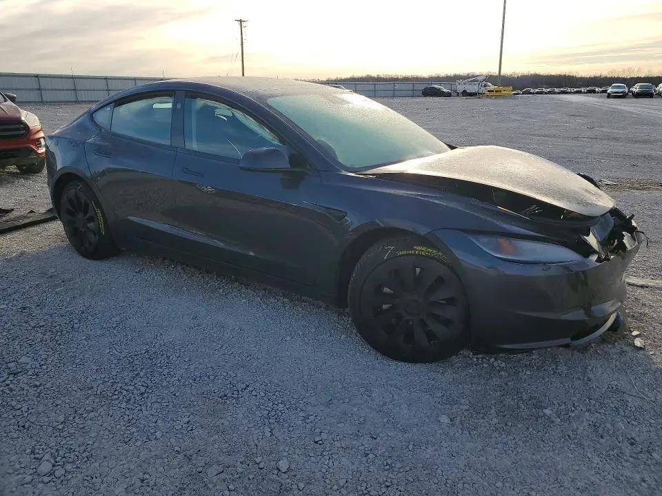2024 TESLA MODEL 3   