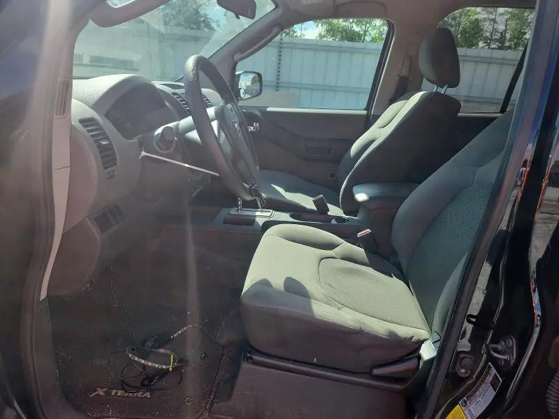2011 NISSAN XTERRA X  