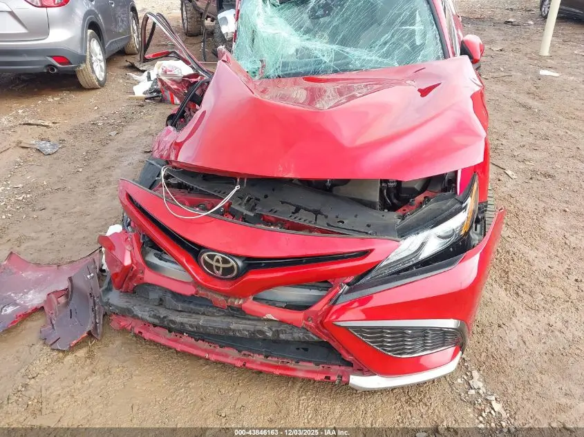 2021 TOYOTA CAMRY XSE