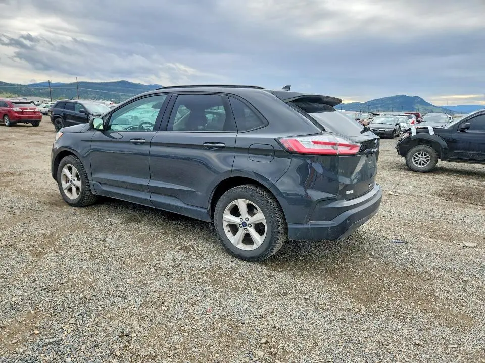 2021 FORD EDGE SE  