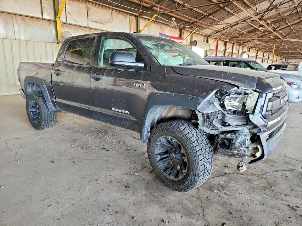 2015 TOYOTA TUNDRA SR5  