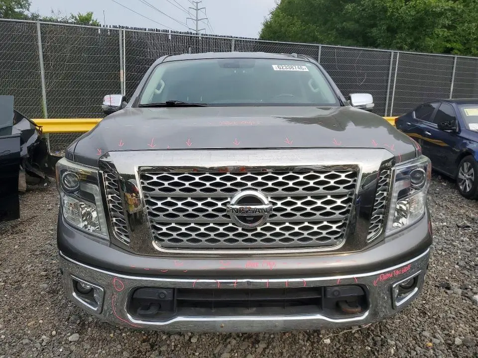 2017 NISSAN TITAN SL  