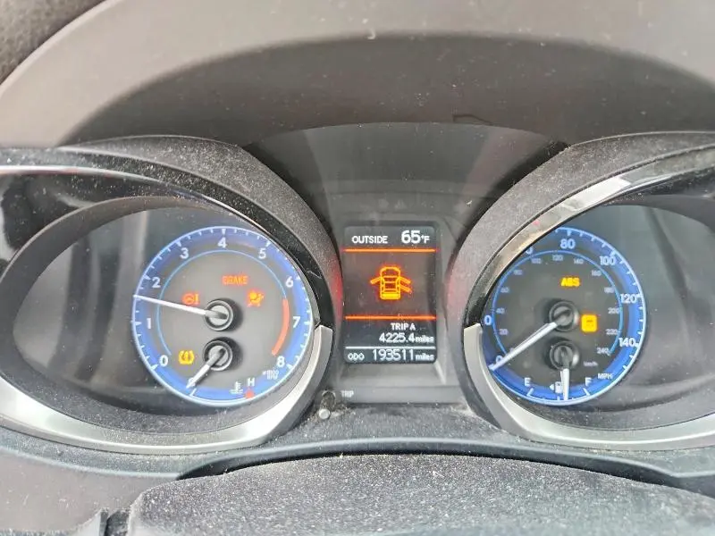 2015 TOYOTA COROLLA S  