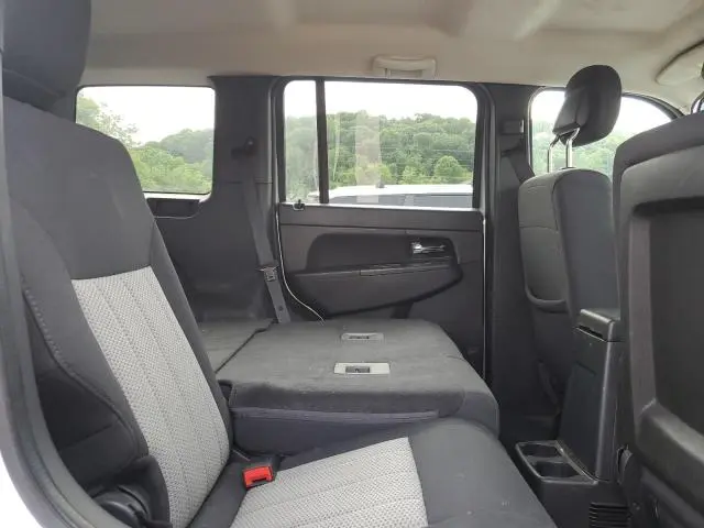 2010 JEEP LIBERTY SPORT  