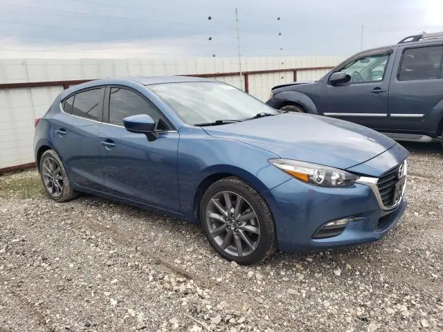2018 MAZDA 3 TOURING  