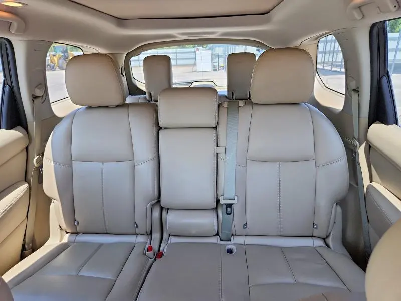 2015 NISSAN PATHFINDER SL  