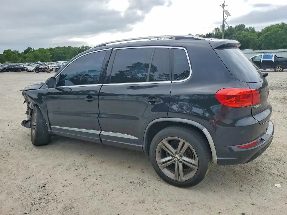 2017 VOLKSWAGEN TIGUAN   