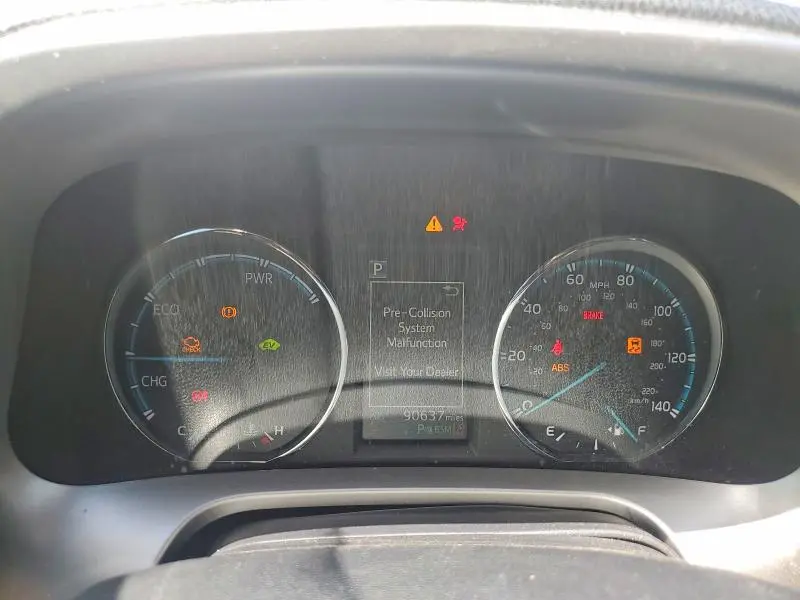 2017 TOYOTA RAV4 HV LIMITED  