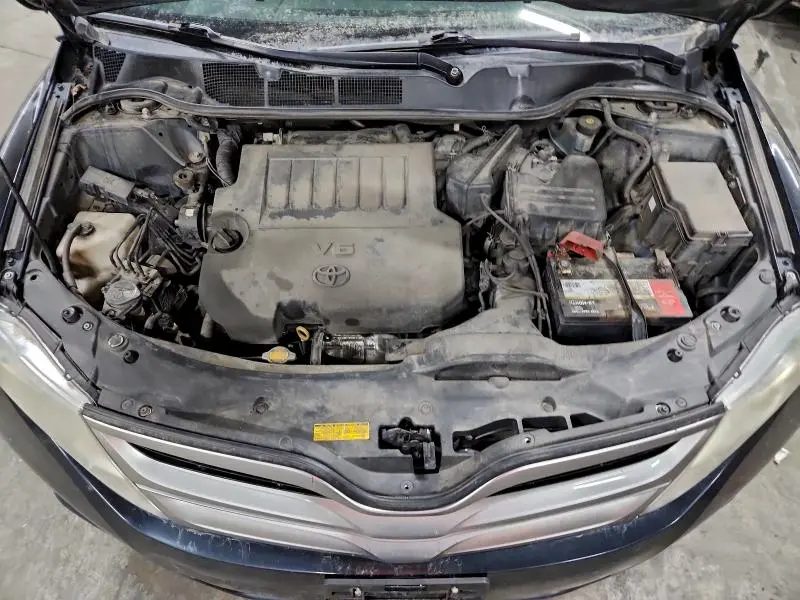 2013 TOYOTA VENZA LE  